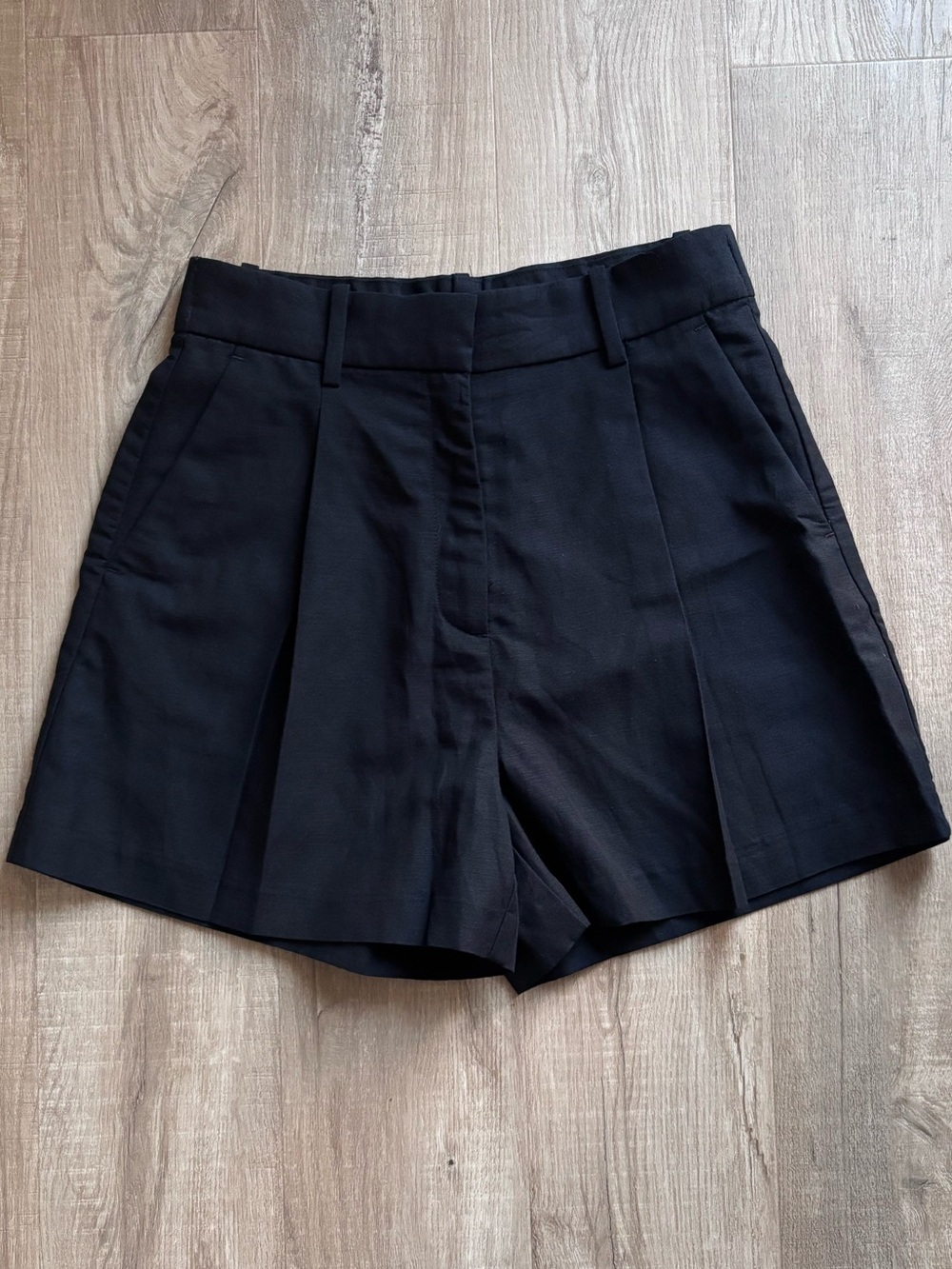 H&M High Waist Linen-Blend Shorts In Black